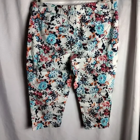 St John's Bay capris - Picture 2 of 6